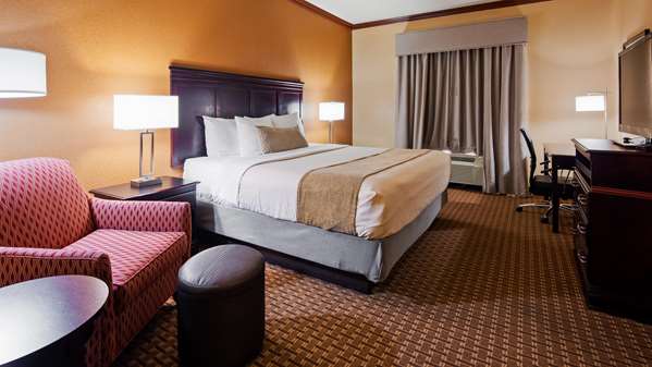  - Best Western Granbury Inn & Suites