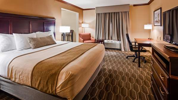 Suite - Best Western Granbury Inn & Suites