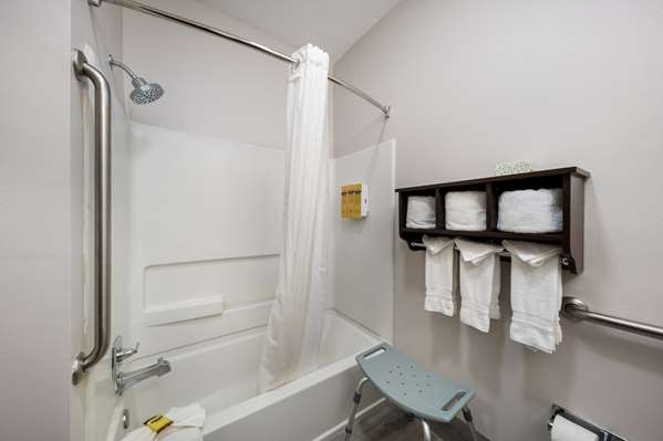 Suite - Best Western Plus Lake Dallas Inn & Suites Lake Dallas