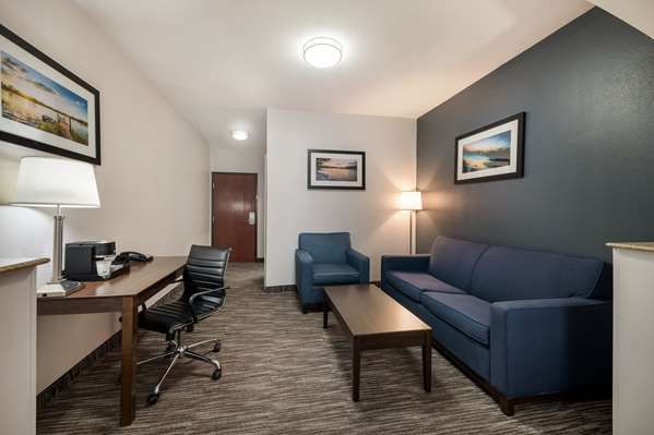 Suite - Best Western Plus Lake Dallas Inn & Suites Lake Dallas
