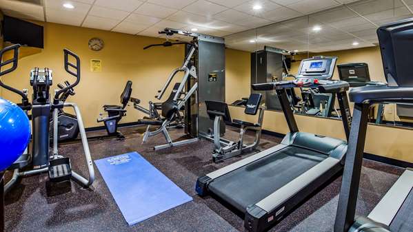 Fitness/ Exercise Room - Best Western San Isidro Inn Laredo