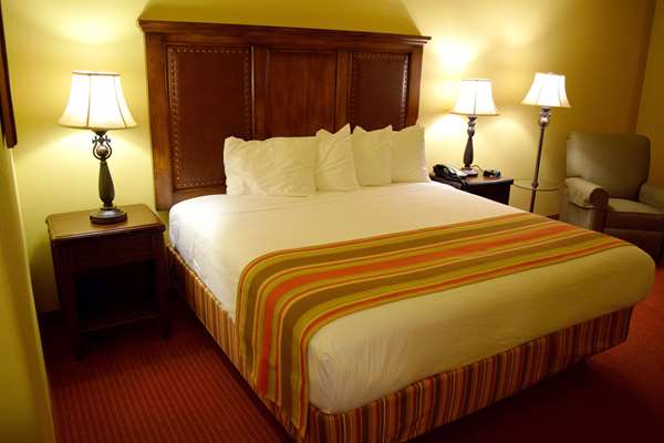  - Best Western San Isidro Inn Laredo