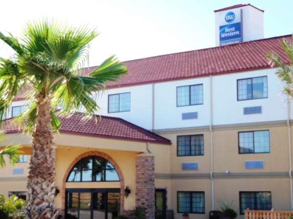 Exterior view - Best Western San Isidro Inn Laredo