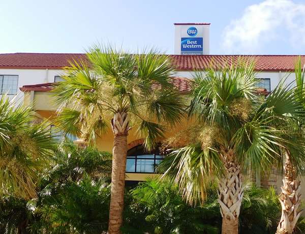 Exterior view - Best Western San Isidro Inn Laredo
