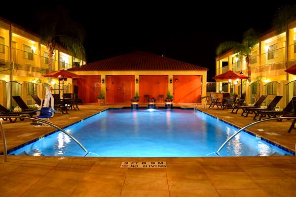 Pool - Best Western San Isidro Inn Laredo