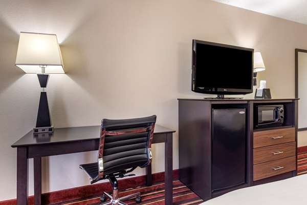  - Best Western Lindale Inn - I-20, Exit 556