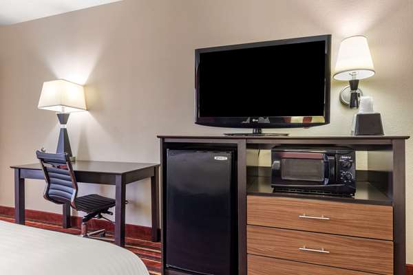  - Best Western Lindale Inn - I-20, Exit 556