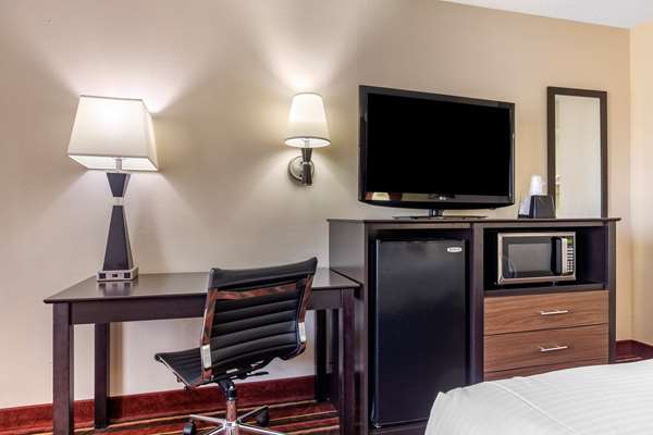  - Best Western Lindale Inn - I-20, Exit 556