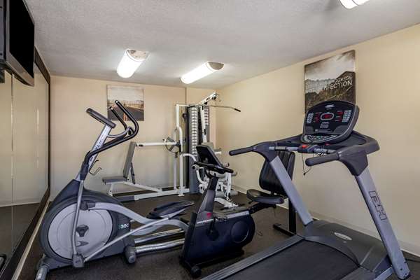 Fitness/ Exercise Room - Best Western Lindale Inn - I-20, Exit 556