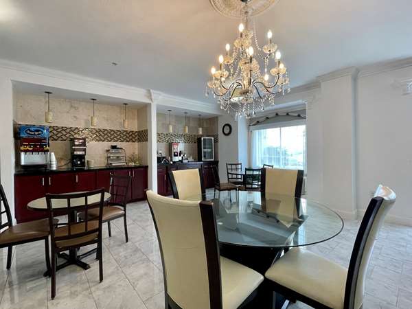 Amenities - Best Western Roanoke Inn & Suites