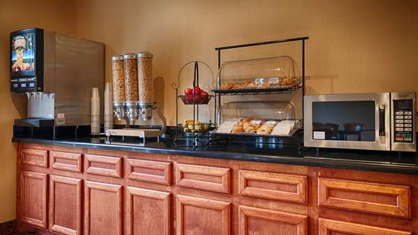 Restaurant - Best Western Cleveland Inn & Suites