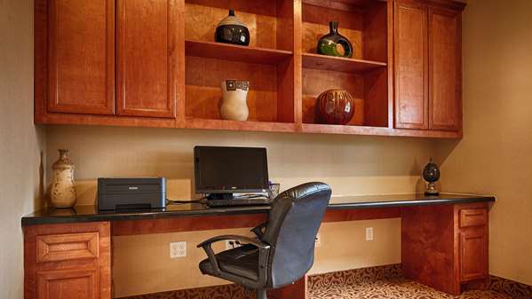 Conference Area - Best Western Cleveland Inn & Suites