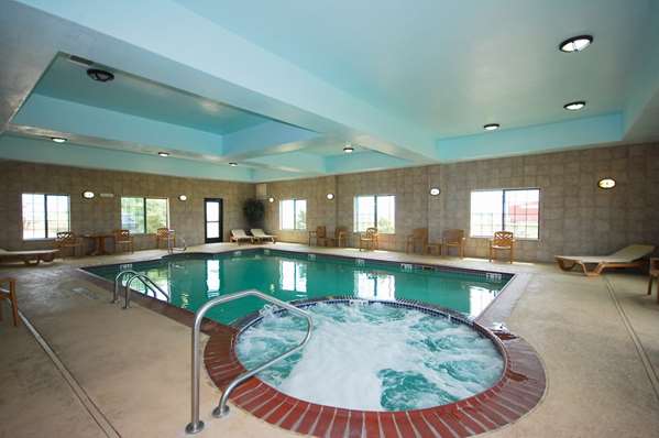 Pool - Best Western Henrietta Inn & Suites