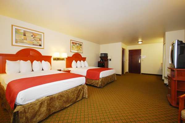  - Best Western Henrietta Inn & Suites