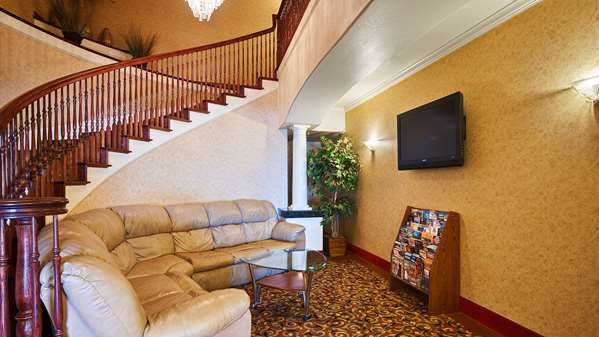  - Best Western Henrietta Inn & Suites