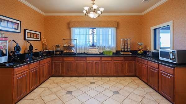 Amenities - Best Western Henrietta Inn & Suites