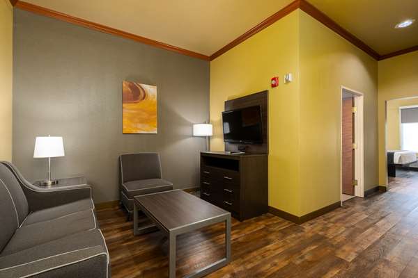 Suite - Best Western Plus Portland Hotel