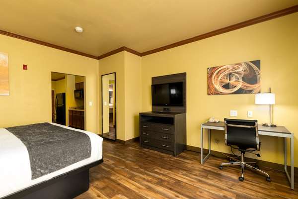 Suite - Best Western Plus Portland Hotel