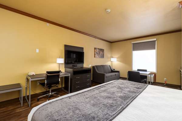 Suite - Best Western Plus Portland Hotel