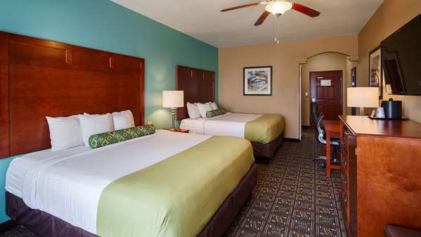  - Best Western Plus Monahans Inn & Suites - I-20, Exit 80