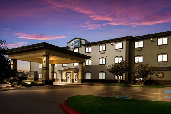 Exterior view - Best Western South Plains Inn Levelland
