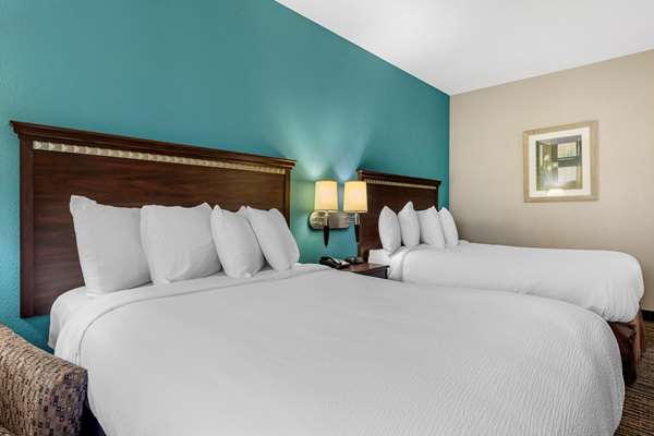  - Best Western Mineola Inn