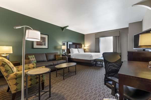 Suite - Best Western Plus Duncanville Dallas Hotel
