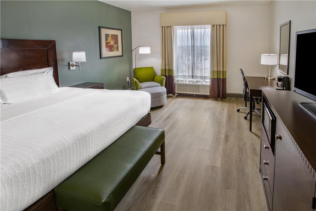 Best Western Plus Duncanville Dallas-guestroom-Guest Room,On-Site.jpg