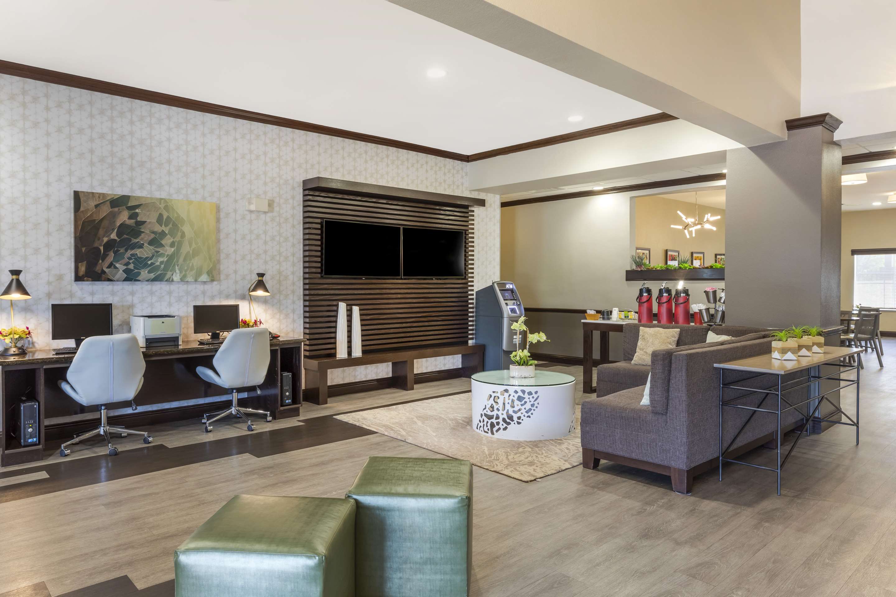 Lobby | Best Western Plus Duncanville/Dallas