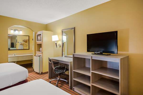  - SureStay Hotel by Best Western Mt Pleasant
