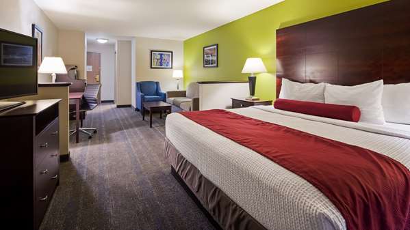  - Best Western Plus Mansfield Inn & Suites