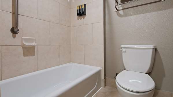  - Best Western Plus Mansfield Inn & Suites