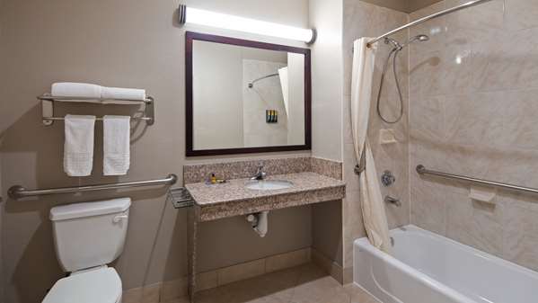  - Best Western Plus Mansfield Inn & Suites
