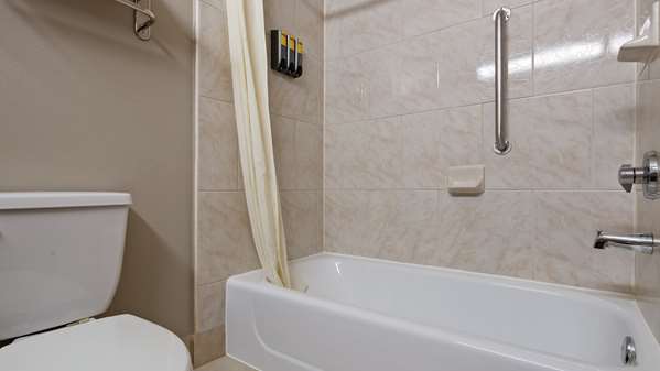  - Best Western Plus Mansfield Inn & Suites