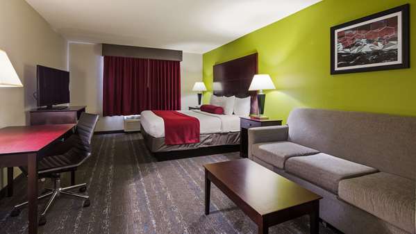  - Best Western Plus Mansfield Inn & Suites