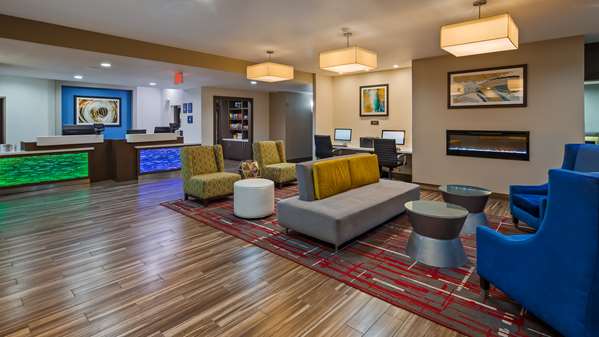  - Best Western Plus Mansfield Inn & Suites