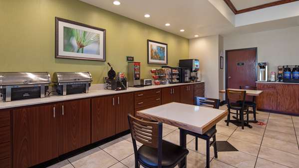 Amenities - Best Western Palace Inn Big Spring - I-20, Exit 177