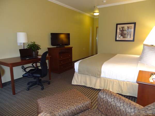  - Best Western Hebbronville Inn