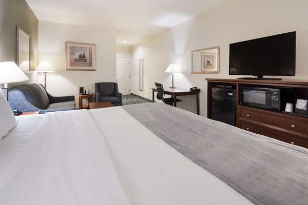 Suite - Best Western Inn Comanche