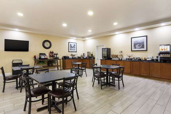 Amenities - Best Western Inn Comanche