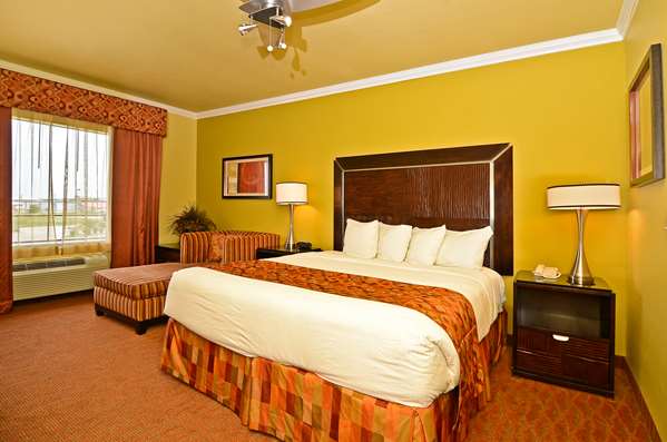  - Best Western Plus Christopher Inn Forney