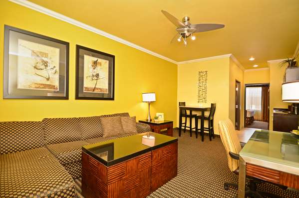 Suite - Best Western Plus Christopher Inn Forney