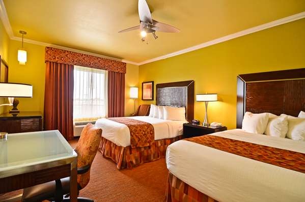  - Best Western Plus Christopher Inn Forney