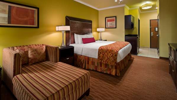  - Best Western Plus Christopher Inn Forney