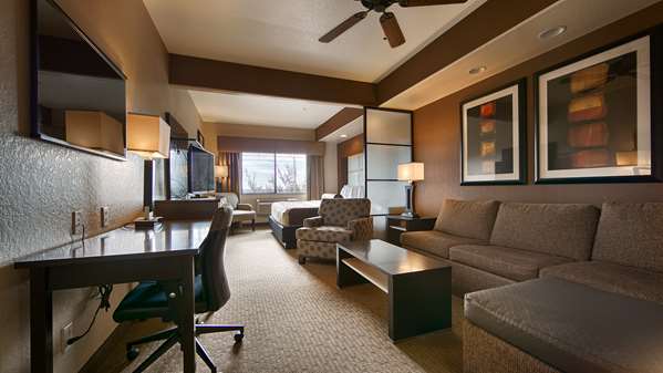  - Best Western Plus Lackland Hotel & Suites San Antonio