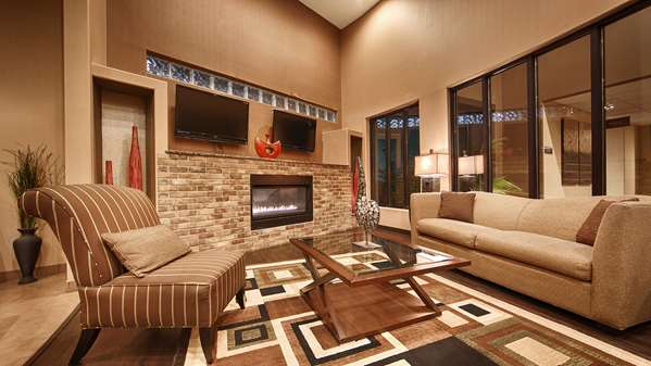  - Best Western Plus Lackland Hotel & Suites San Antonio