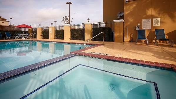 Pool - Best Western Plus Katy Inn & Suites - I-10, Exit 741