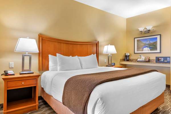 Suite - Best Western Plus Swiss Chalet Hotel Pecos - I-20, Exit 40