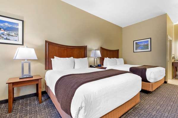  - Best Western Plus Swiss Chalet Hotel Pecos - I-20, Exit 40