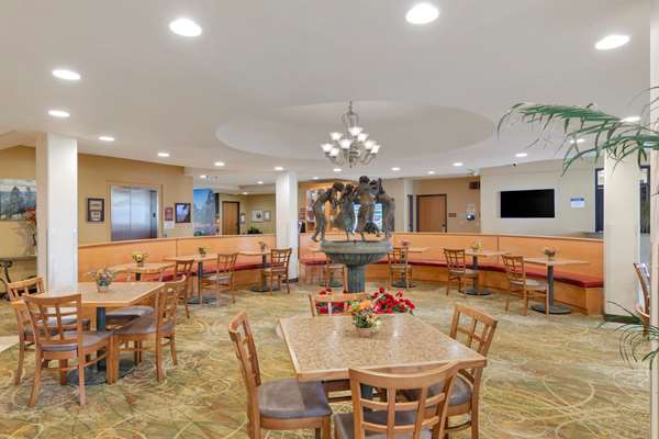Amenities - Best Western Plus Swiss Chalet Hotel Pecos - I-20, Exit 40